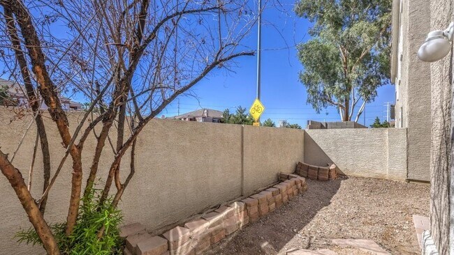 Building Photo - 1425 Bow Creek Ct