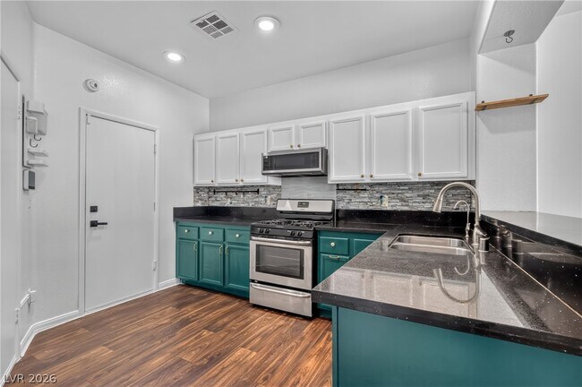 Building Photo - 1303 Pecan Tree Ct
