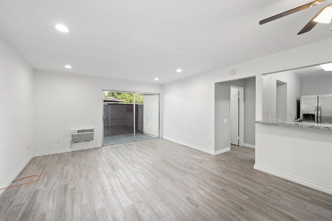 Building Photo - 7932 Mission Center Ct