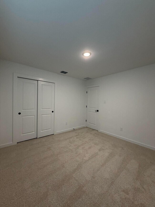 Building Photo - 8407 Tranquil Bay Ct