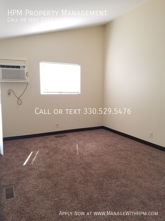 Building Photo - 2381 Newton-