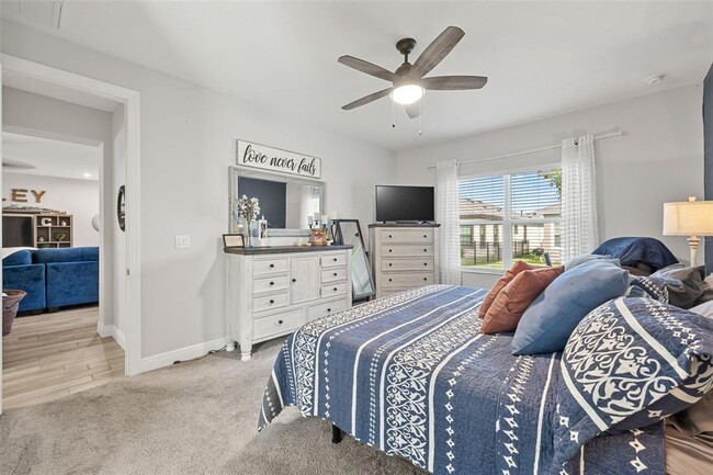 Building Photo - 5540 Del Coronado Dr