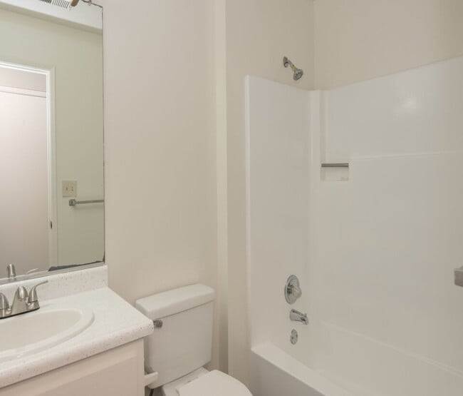 Floorplan - Somerset Apartments