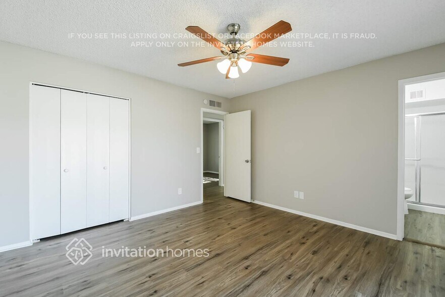 Building Photo - 2144 W Wickieup Ln