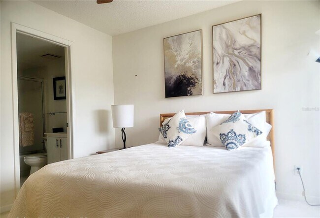 Building Photo - 4535 Longwater Chase