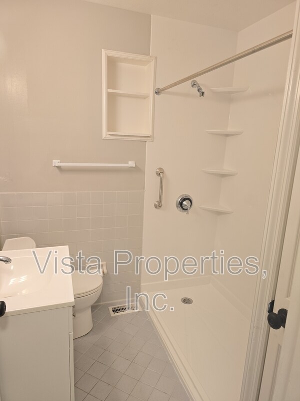 Building Photo - 8802 Malvern Hill Rd