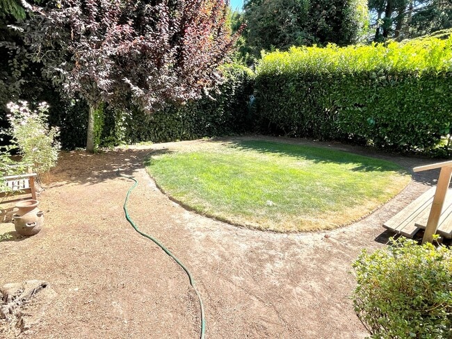 Building Photo - Grant Park 3-Story with Hardwoods, Huge Deck, Detached Garage, and Tons of Character