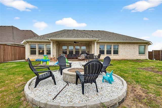 Building Photo - 215 Frio Dr