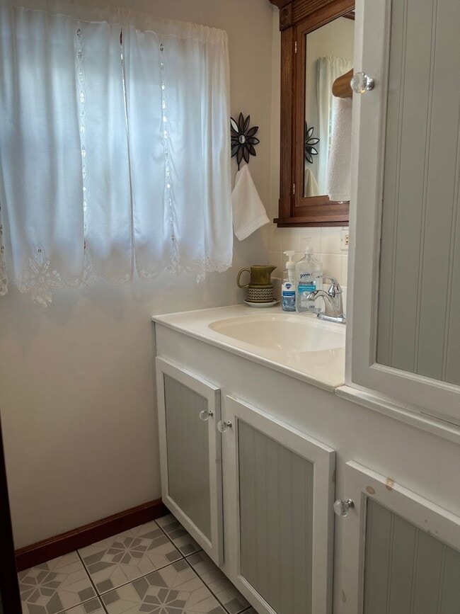 Building Photo - Regency Cove 55+ Gated Community - Stunnin...
