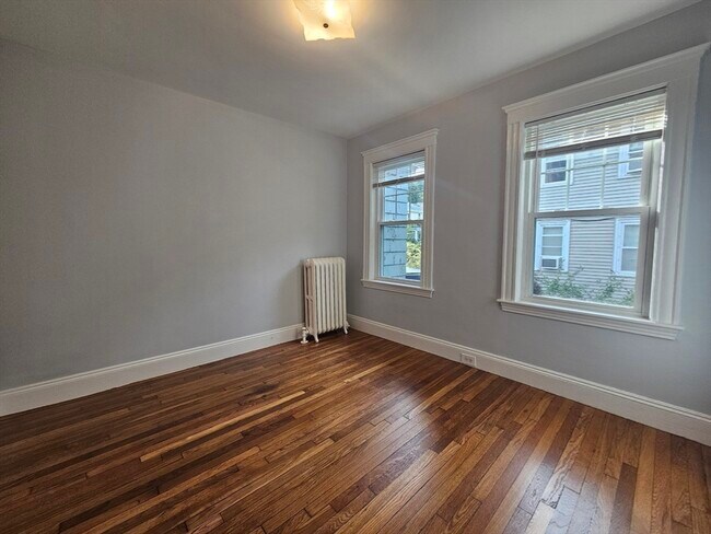 Building Photo - 360 Beech St