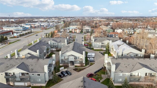 Building Photo - 9905 William Jones Cir