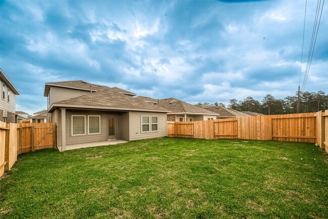 Building Photo - 5630 Avalon Woods Dr