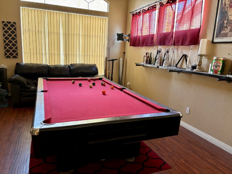 Building Photo - 1699 Deep Spring Ave