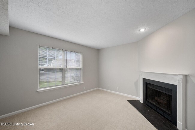 Building Photo - 12428 Brothers Ave