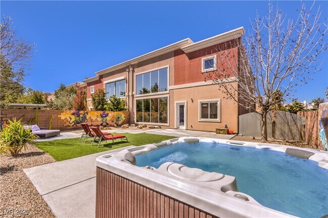Building Photo - 5626 Deer Creek Falls Ct
