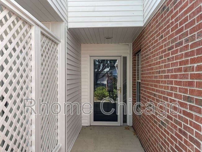 Building Photo - 135 Hemstead St