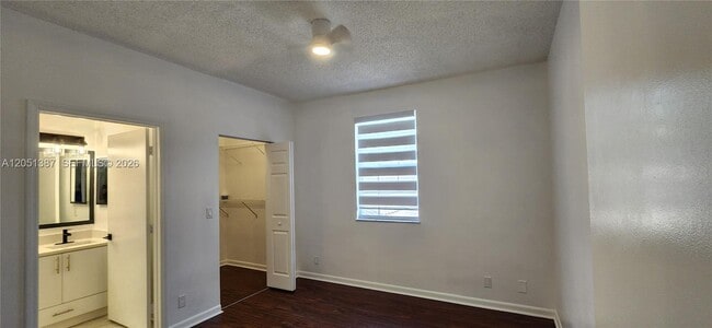 Building Photo - 1599 Veracruz Ln