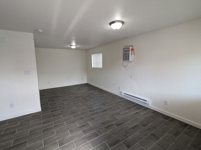 Interior Photo - Pepperwood