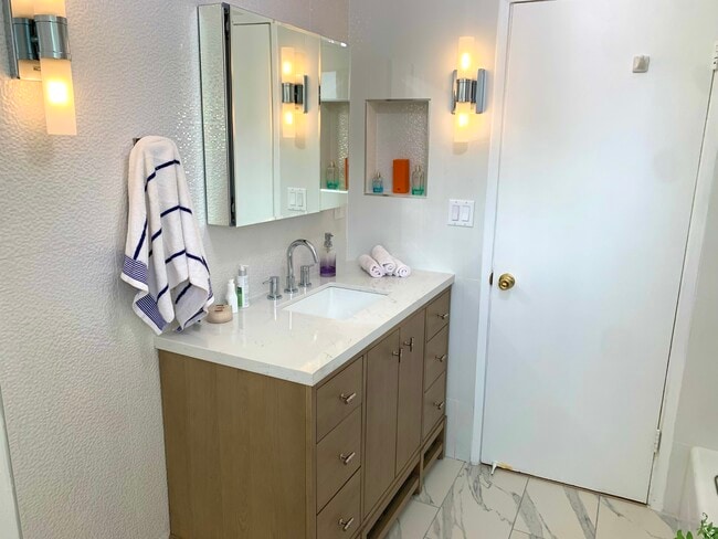 New vanity and top - 11138 Aqua Vista St