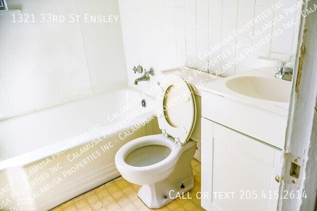 Building Photo - 1321 33rd St Ensley