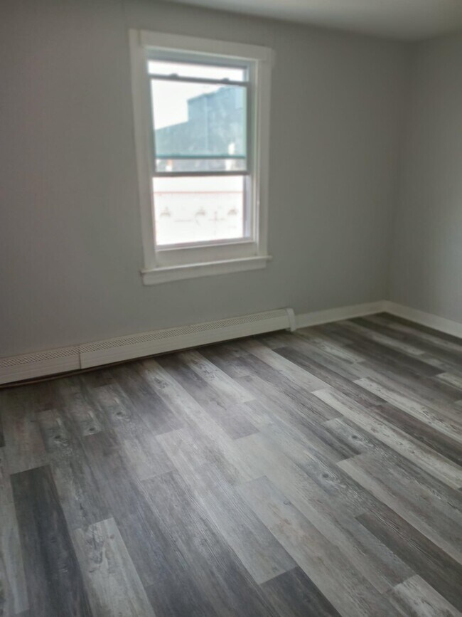 Building Photo - 105 Wilkinson Ave