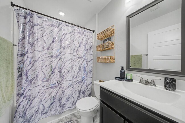 Building Photo - 2138 Ireland Wy