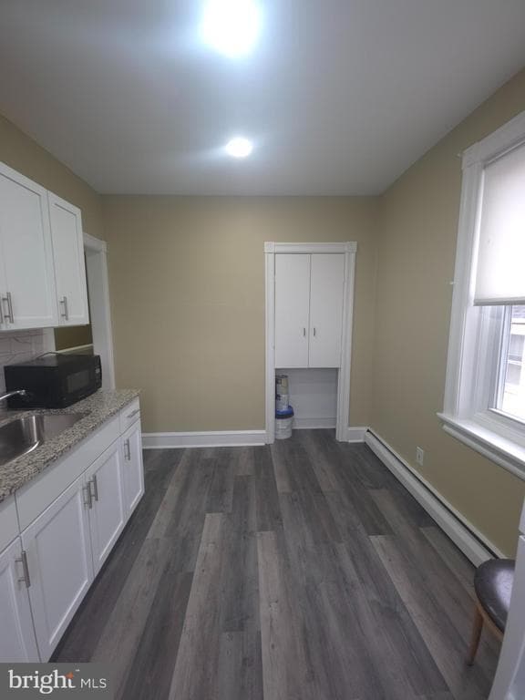 Building Photo - 320 Darby Rd