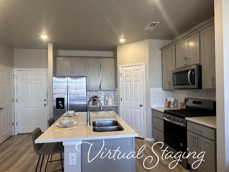 Building Photo - 6581 N Malaya St