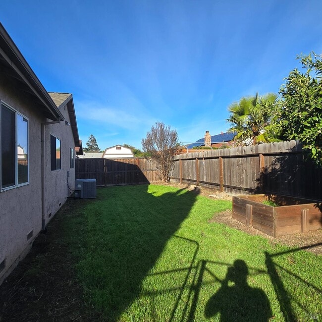 Building Photo - 1506 Casa Loma Way