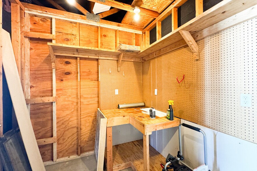 storage - 2602 E Main St