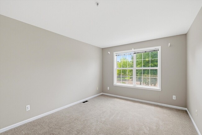 Building Photo - 2794 Barclay Wy