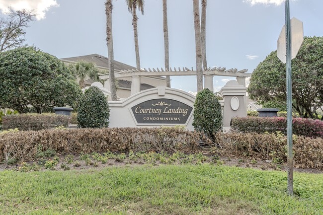 Building Photo - 6596 Swissco Dr