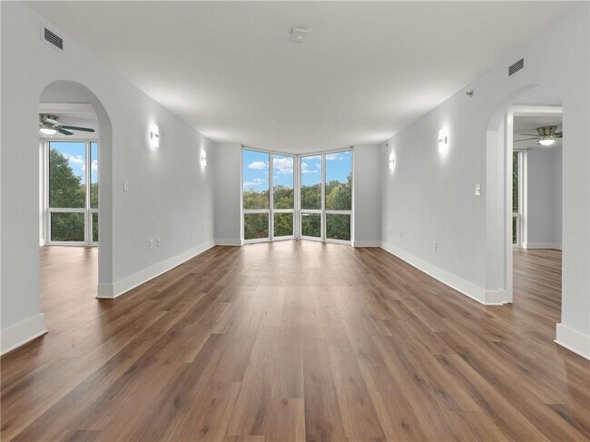 Building Photo - 2870 Pharr Ct S Northwest