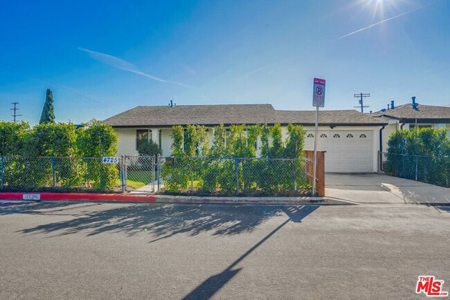 Building Photo - 4725 Sawtelle Blvd
