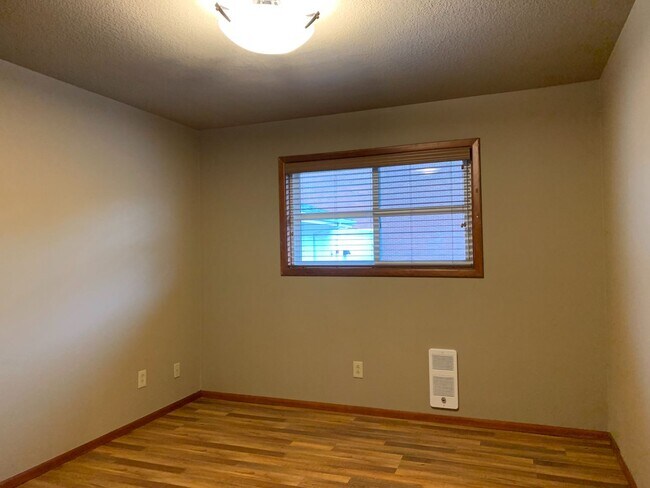 Building Photo - TFSC-A400