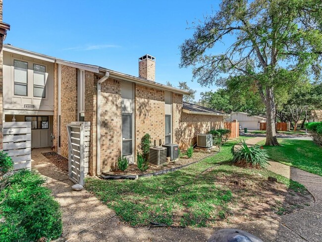 Building Photo - 4103 Ridgeline Trail