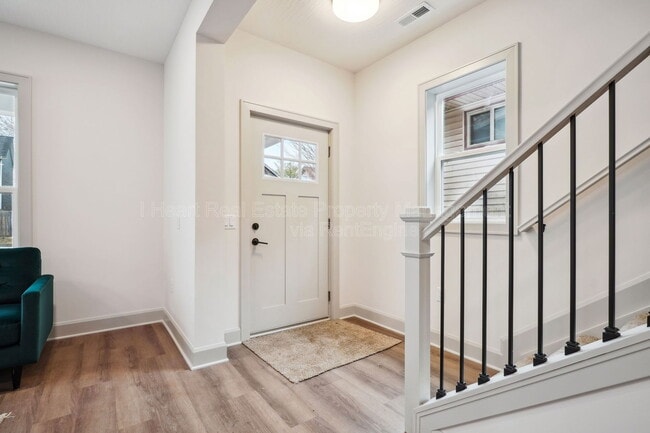 Building Photo - 55 Hayden Ave