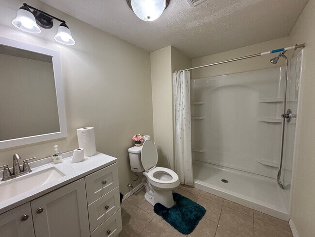 Building Photo - 2625 N 169th St