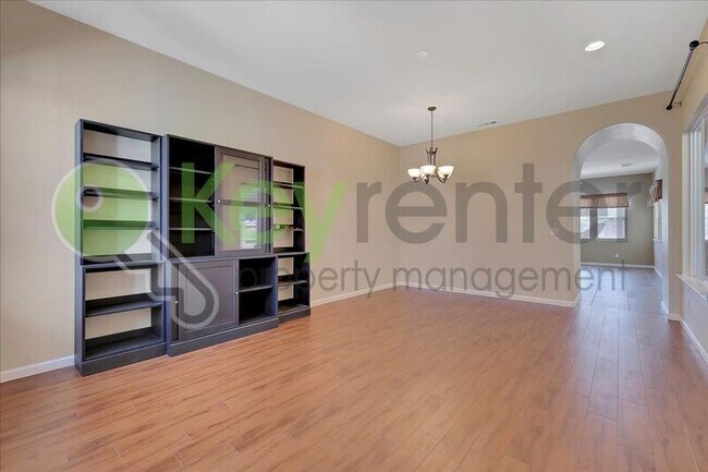 Building Photo - 9448 Syrah Ct