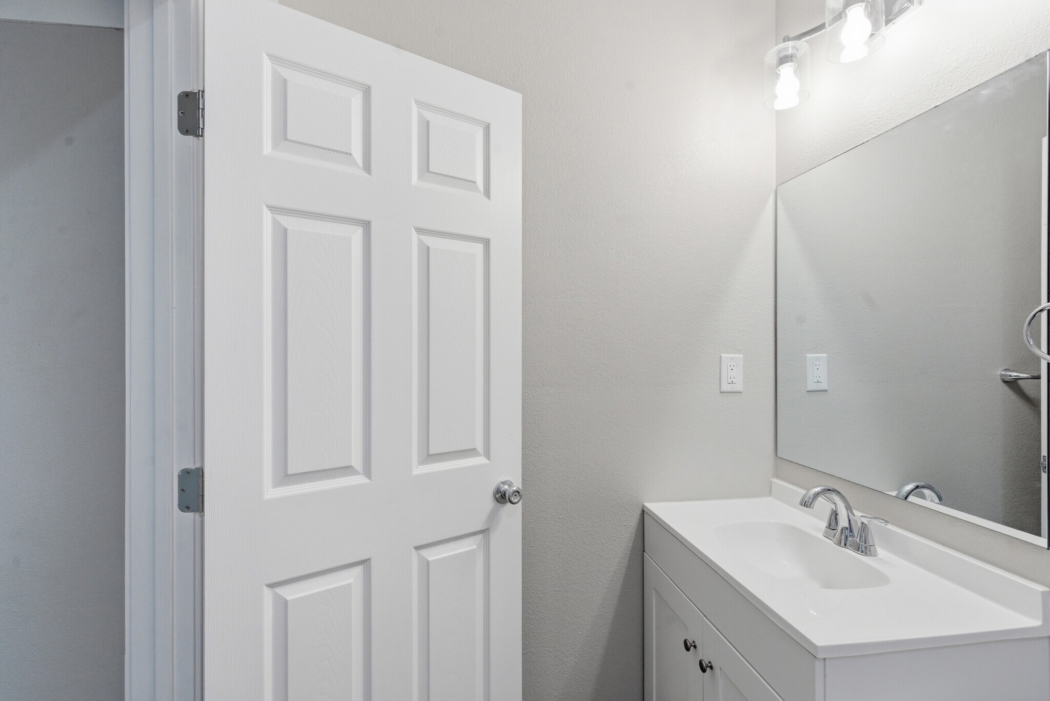 Building Photo - 1711 Halsell St