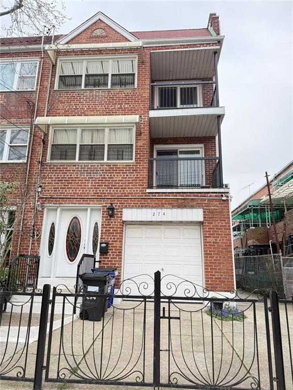 Building Photo - 274 Bay 41st St