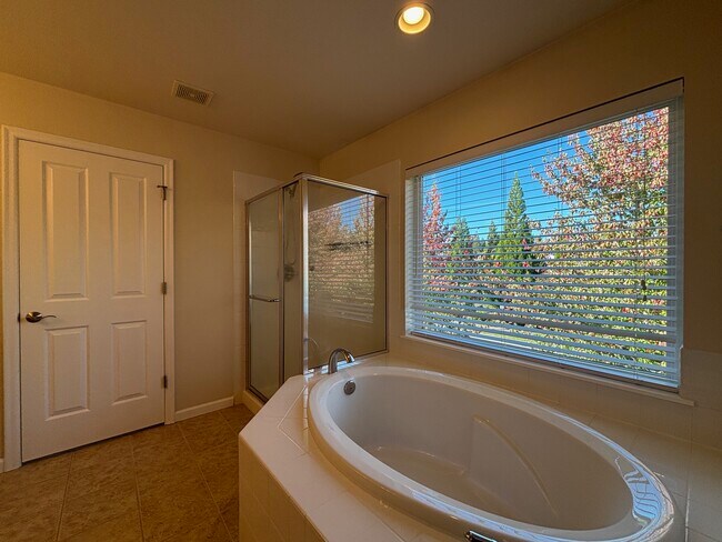 Building Photo - 3621 156th Pl SE