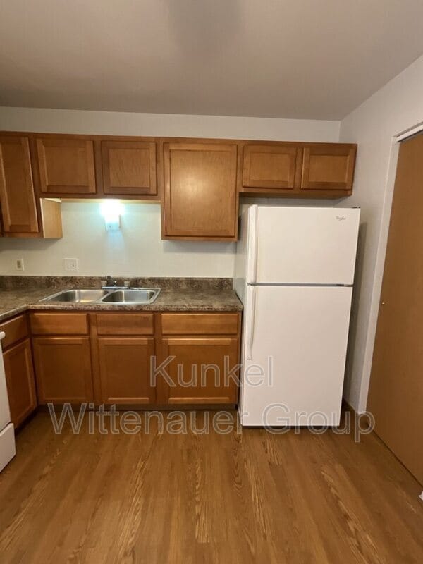 Building Photo - 1705 Jamestown Rd