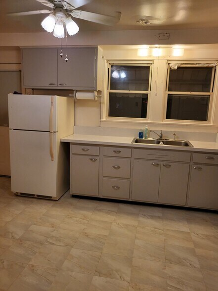 Building Photo - 380 Ohio Ave