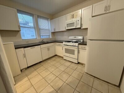 Building Photo - 520 Cambridge St