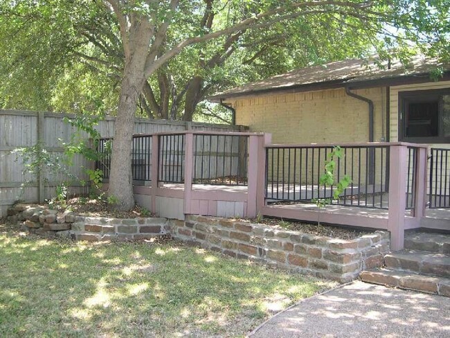 Primary Photo - 4 Bedroom House in Plano, TX