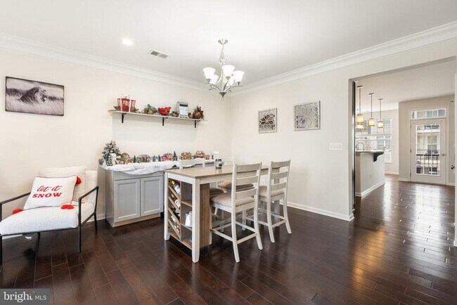 Building Photo - 43131 Wealdstone Terrace