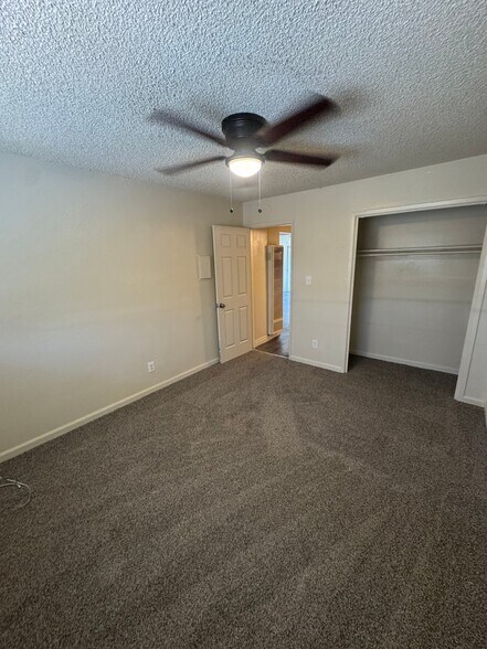 Building Photo - 3254 E Olive Ave