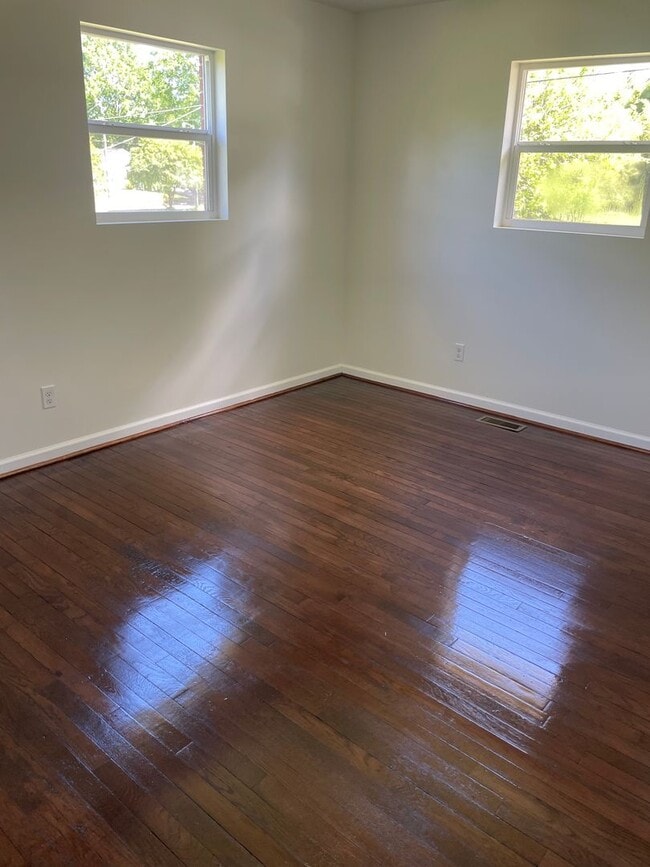 Building Photo - Adorable 3 Bedroom in Winston Salem