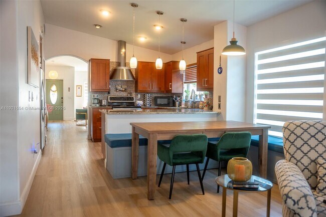 Building Photo - 20875 NW 20th St